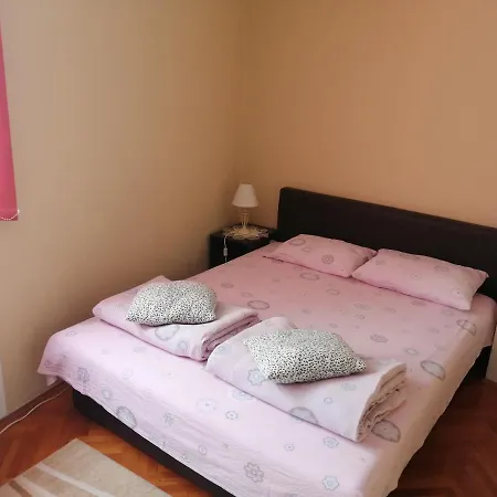 Apartment Dunja