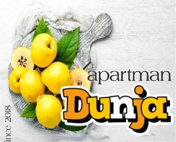 Dunja Sa Terasom Apartamento