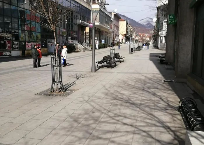 Dunja Sa Terasom Apartamento